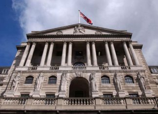 Bank of England pritvrdzuje