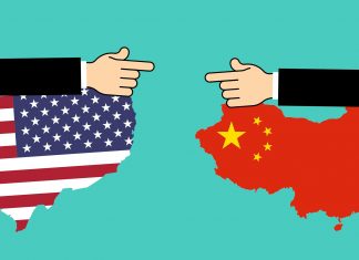 Bipolárny akciový svet: Ázia padala, Amerika rástla