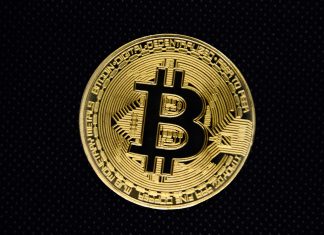Bitcoin zápasí o udržanie päťtisícovej hranice Bitcoin