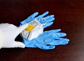 Kupujte akcie 3M a Honeywell, hovoria experti