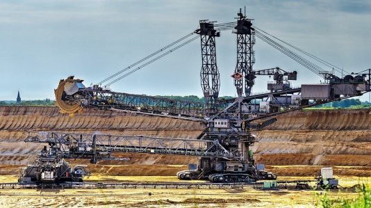 Peru zastavilo ťažbu, kvôli koronavírusu. Čile čaká na náraz těžba, průmysl