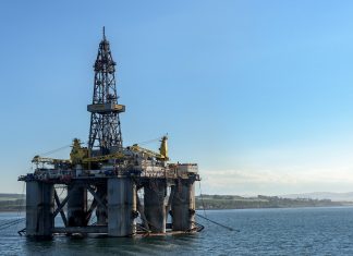 Hitom komoditných akcií je Tullow Oil ropa