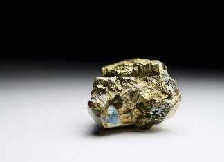 Juhoafrickej diamantové a zlaté bane obnovujú ťažbu