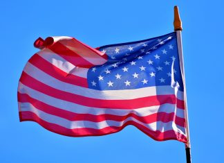 Trumpove ochorenie COVIDom-19 posilní volatilitu trhov, tvrdia experti usa