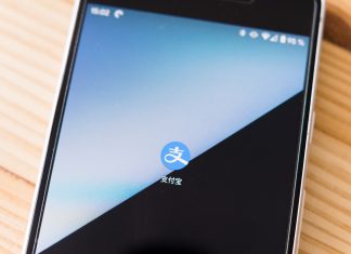 Čínsky finančný gigant Ant Group mieri na burzu. Sankcie USA na neho nedôjdu alipay