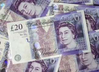 Britská libra oslabila v reakcii na horšie čísla o hospodárskom raste GBP