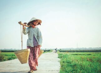 Vietnamská ekonomika zažila v treťom štvrťroku rekordný prepad. Drví ju ďalšia vlna pandémie Vietnam, Ázia