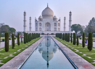 India nahrádza výpadky exportu ukrajinského obilia. Jej vývozy mohutne rastú Budova v Indii