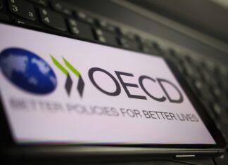 OECD predpovedá, že svetový hospodársky rast sa v roku 2023 spomalí OECD predpovedá, že svetový hospodársky rast sa v roku 2023 spomalí