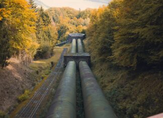 OPEC znižuje výhľad dopytu po rope do konca tohto roka a do roku 2023 Zhoršenie výhľadu svetovej ekonomiky, ktoré v polovici týždňa predstavil Medzinárodný menový fond, sa premietlo do zhoršenia výhľadu svetového dopytu po rope.