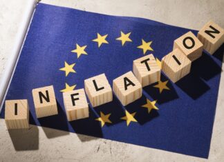 Inflácia v Európskej únii opäť vzrástla. Staré členské štáty sú na čele Ročná miera inflácie v Európskej únii dosiahla v októbri 11,5 %. To je o 0,6 percentuálneho bodu viac ako v septembri. Európsky štatistický úrad Eurostat uviedol, že ceny medzimesačne vzrástli o 1,4 %.