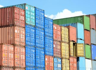 Čínsky vývoz a dovoz neočakávane klesli. Riziko globálnej recesie sa zvýšilo export, import, dovoz, vývoz