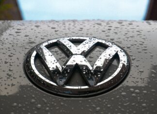 Volkswagen vybuduje v Indonézii ekosystém batérií pre elektrické vozidlá logo volskwagen