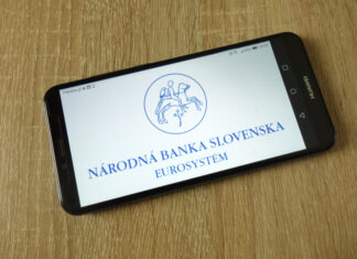 Slovenská centrálna banka zvýšila výhľad hospodárskeho rastu a inflácie Slovenská centrálna banka (NBS) mierne zlepšila svoj výhľad hospodárskeho rastu krajiny v tomto roku na 1,4 % v porovnaní s predchádzajúcim odhadom 1,3 %.