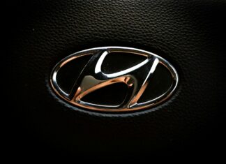 Automobilka Hyundai zaznamenala vyšší štvrťročný zisk, ale očakáva slabší rast predaja Analytici podľa agentúry Jonhap odhadovali štvrťročný zisk na úrovni 2,64 bil. wonov.