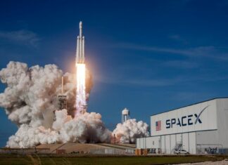 Muskova spoločnosť SpaceX presúva svoje sídlo z Delaware do Texasu Vesmírna raketa SpaceX