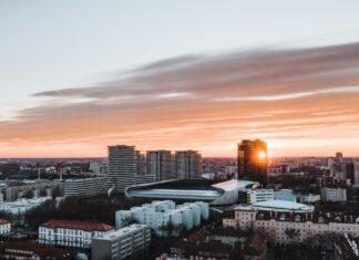 Mzdy na Slovensku v januári reálne vzrástli takmer vo všetkých odvetviach Reálne mzdy na Slovensku