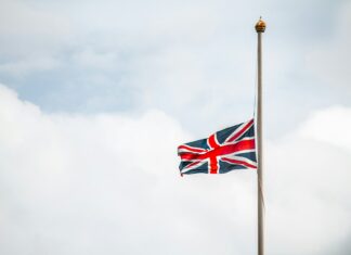 Británia vyhrala spor s EÚ, nemusí vymáhať milióny eur od britských spoločností Obvinenia z nezákonných daňových úľav