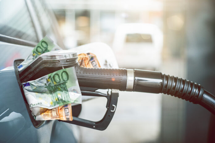 Benzin Tanken Preise Teuer Benzin