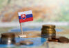 Slovenský obchodný prebytok v apríli výrazne klesol slovensko