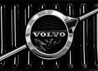 Volvo pristálo v Košiciach: Automobilka spúšťa stavebný boom, ktorý mení celý región Volvo