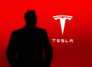 Forbes: Musk je prvým človekom, ktorého majetok prekročil 500 miliárd USD Musk