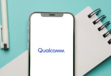 Bloomberg: Výrobca čipov Qualcomm rokuje o prevzatí softvérovej spoločnosti Modular Qualcomm. Zdroj fotky: Adobe Stock