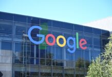 Brusel vymeral Googlu pokutu 890 miliónov eur za zvýhodňovanie vlastných služieb Google. Zdroj: Adobe Stock