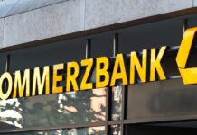 Bloomberg: Nemeckí vládni predstavitelia sú otvorení predaju podielu v Commerzbank Commerzbank