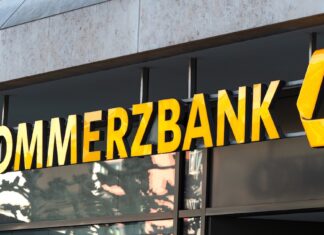 Bloomberg: Nemeckí vládni predstavitelia sú otvorení predaju podielu v Commerzbank Commerzbank